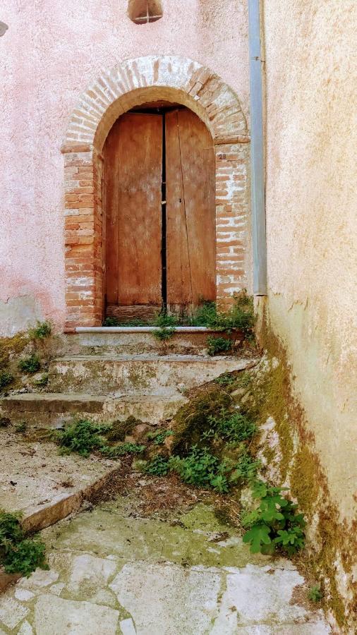 Le Origini Casa In Borgo Tipico Lucano Trivigno Экстерьер фото