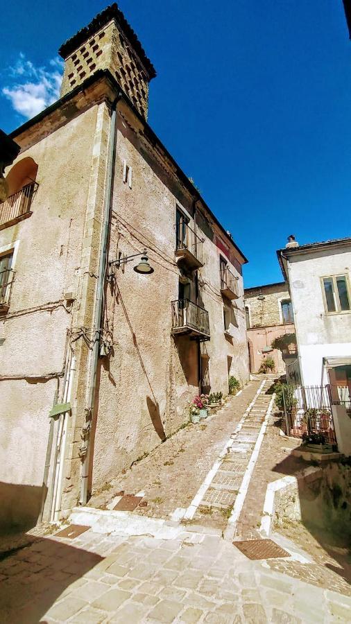 Le Origini Casa In Borgo Tipico Lucano Trivigno Экстерьер фото